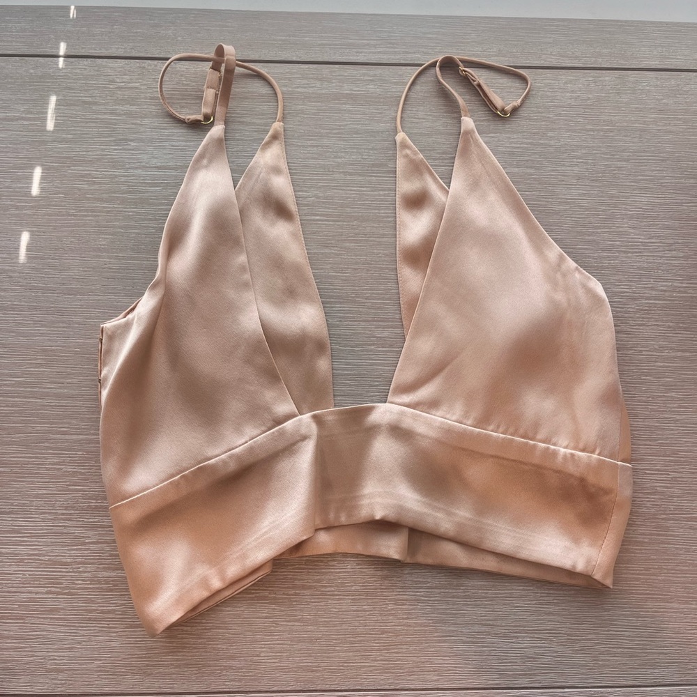 Are you am i silk cropped top
